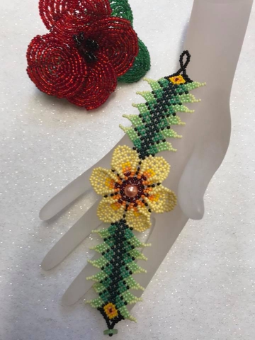 Yellow Flower Beading Bracelet